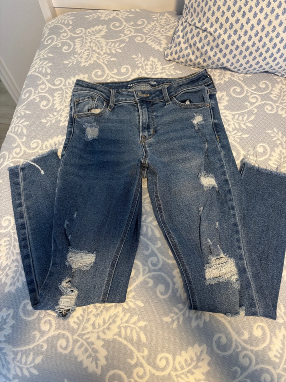 Old Navy Mid-Rise Rockstar Super Skinny Jeans - Light Blue